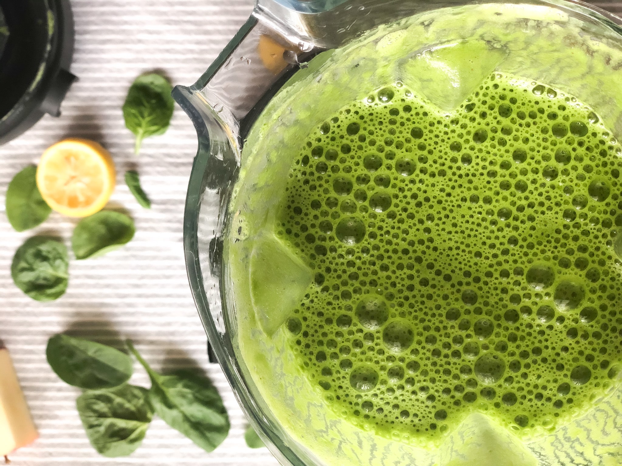 Make The Best Green Smoothie - Web Story - Healthy With a Chance of Sprinkles