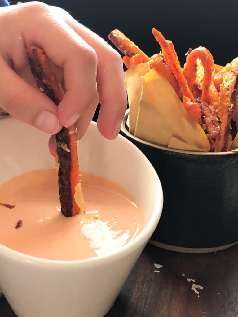 Baked Carrot Fries wit dipping sauce