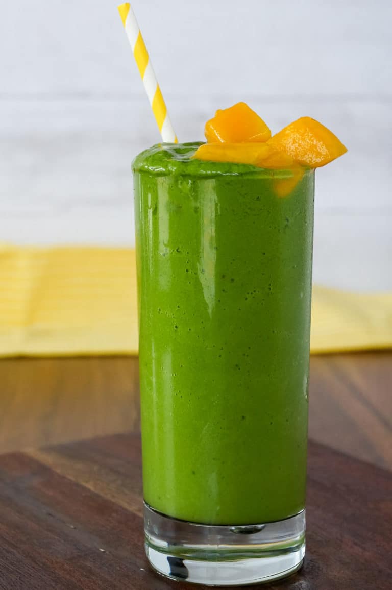 Healthy Mango Spinach Smoothie - Healthy With a Chance of Sprinkles