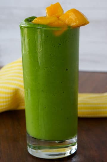 Healthy Mango Spinach Smoothie - Healthy With a Chance of Sprinkles